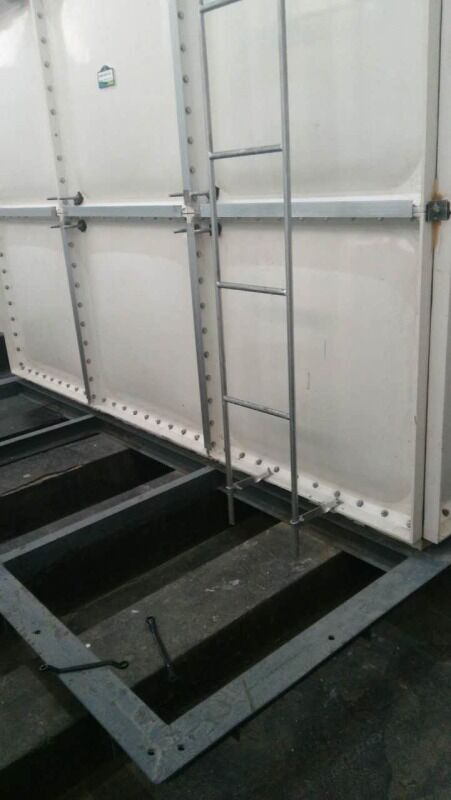 西安鼎興不銹鋼水箱項(xiàng)目 西安鼎興不銹鋼水箱項(xiàng)目