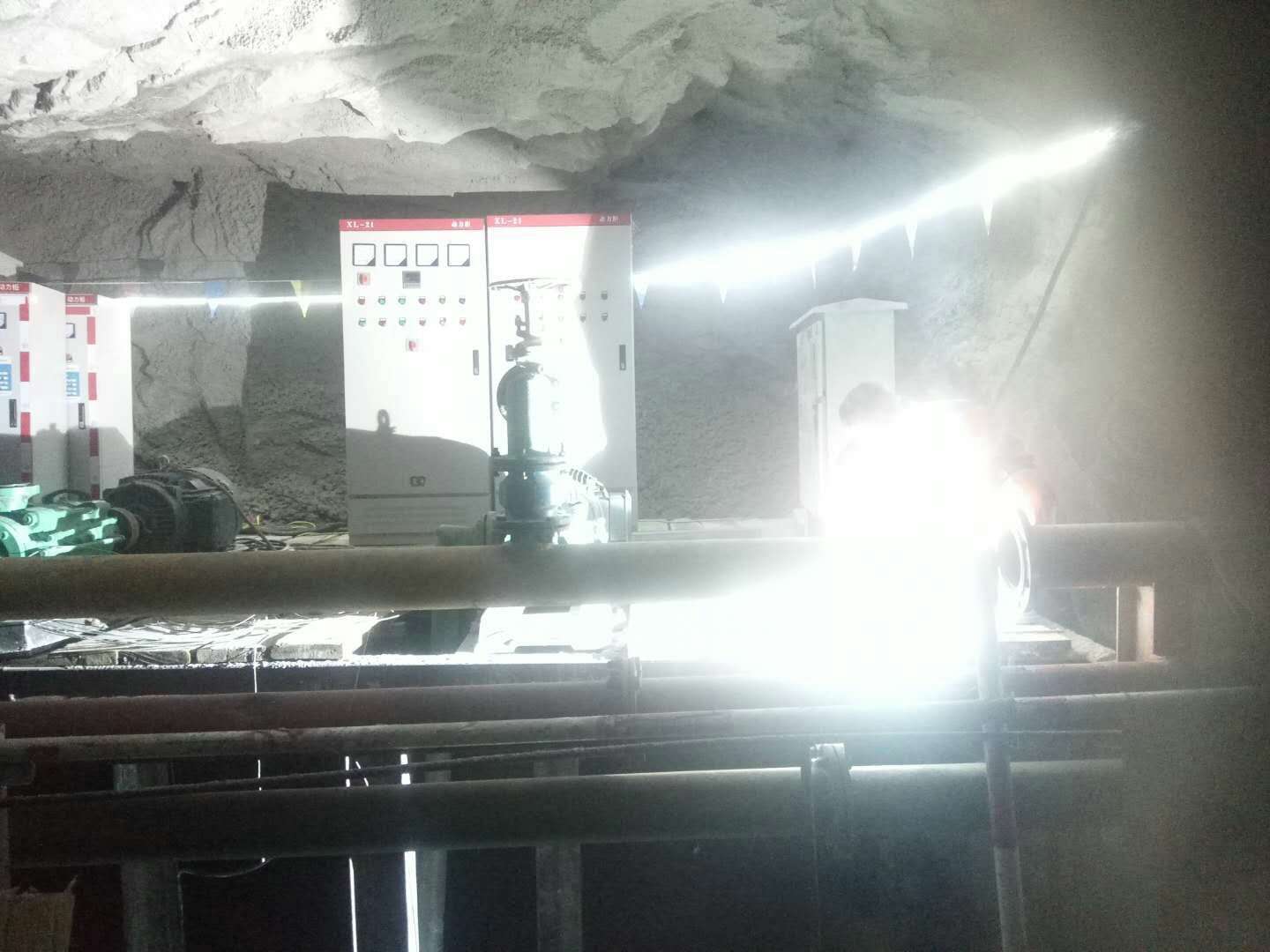 供排水設(shè)備安裝一角 供排水設(shè)備安裝一角